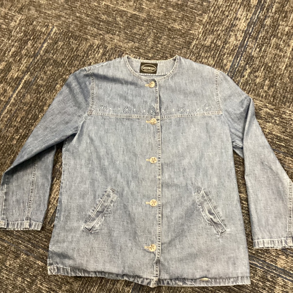 Giesswein Austria Denim Jacket Blue Floral Eyelet Rhinestone Collarless Womens